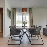 Modern Omnia With Pool And Grill In Pula * Loborika